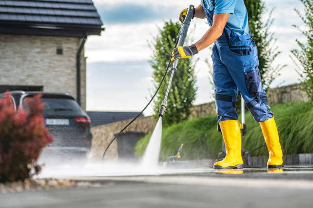 Best Driveway Pressure Washing  in Mason, MI